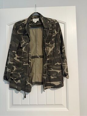 Camouflage Jacket - Olive